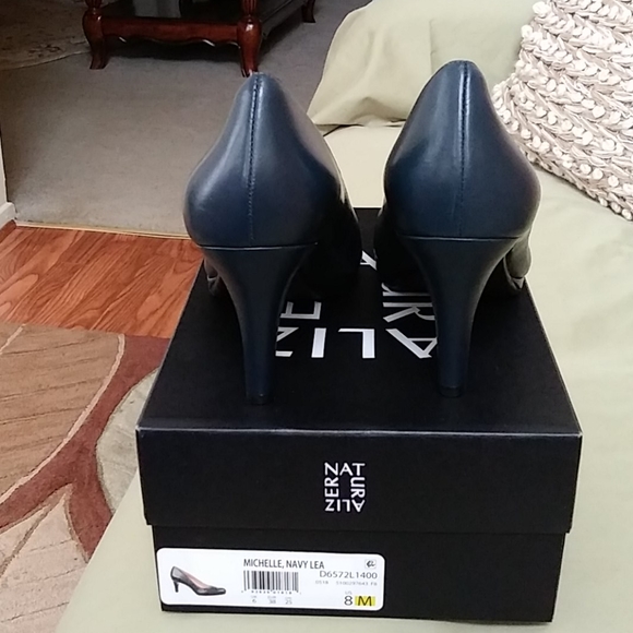 Women shoes - Picture 6 of 6